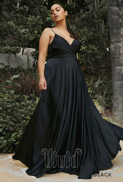 Vivid Core Laguna Gown in Black / Blacks