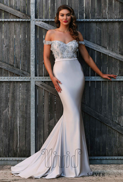 Jadore Alina Gown JX3043 in Silver / Silvers